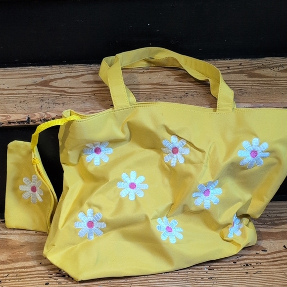 Handbags - Yellow Daisy Tote Bag with Coin Pouch